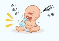 【中西医声】宝宝常呛奶，家长警惕这种病