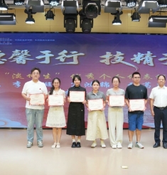 住培医师的坚守与成长----医学路上的“追光者”