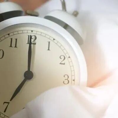 吃饱就犯困，多半是晕碳！这些因素还可能加剧